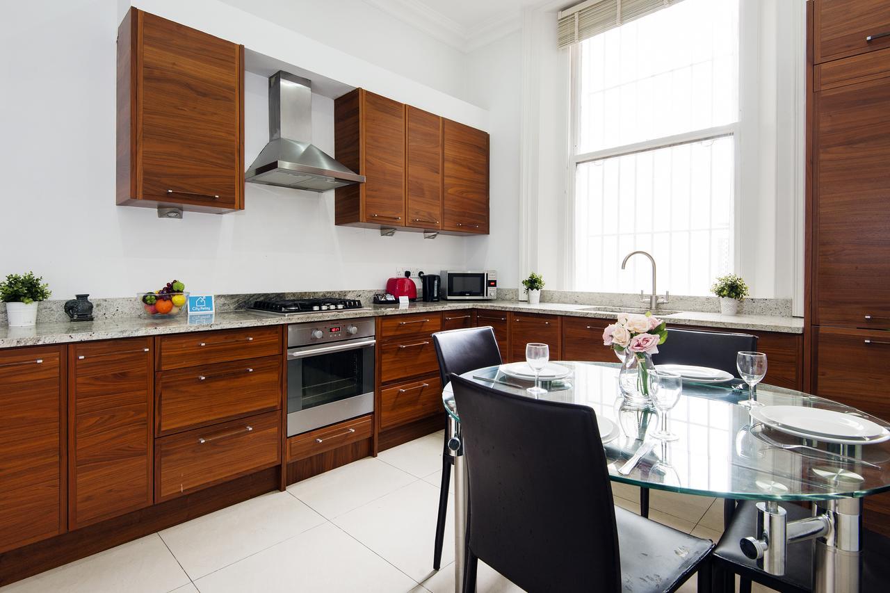 Appartement Earls Court Amazing 2 Bed Flat In Central Londres Extérieur photo